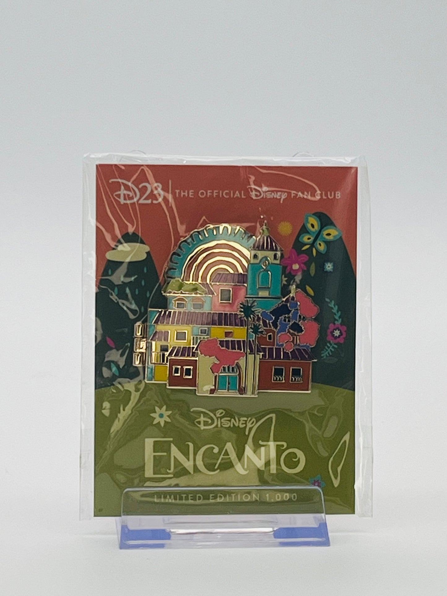 D23 Gold Member Exclusive Encanto La Casa Madrigal Hinged Trading Pin.
