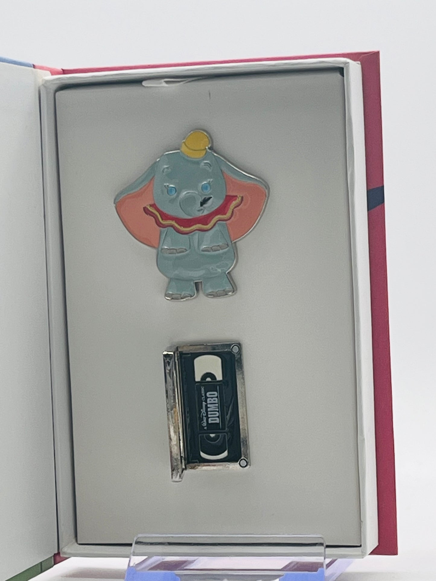 Disney Movie Club (DMC) Exclusive Dumbo and VHS Clamshell 2-Pin Set.