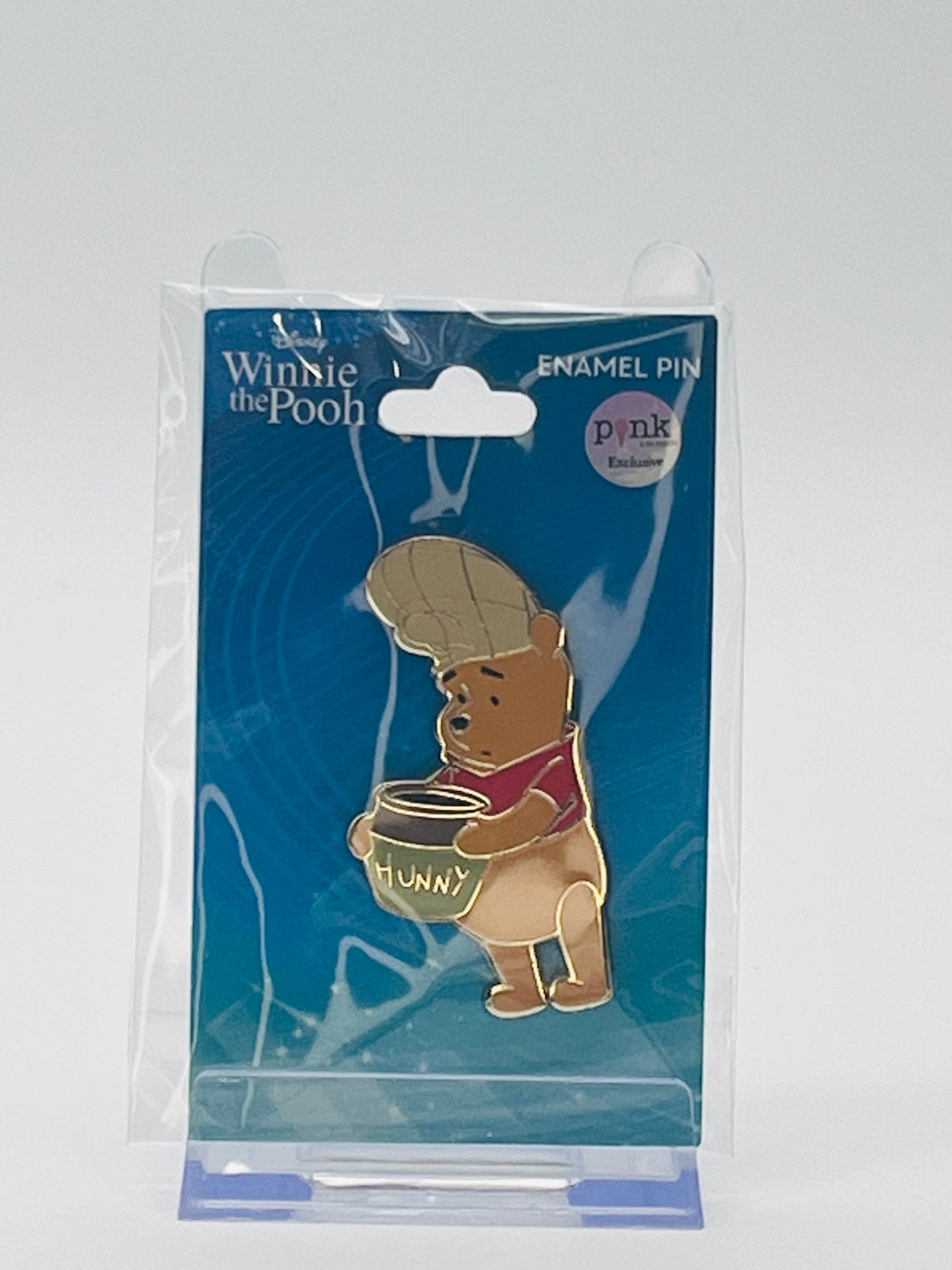 Disney Licensed Winnie the Pooh "Oven Mitt Hat" Enamel Trading Pin.