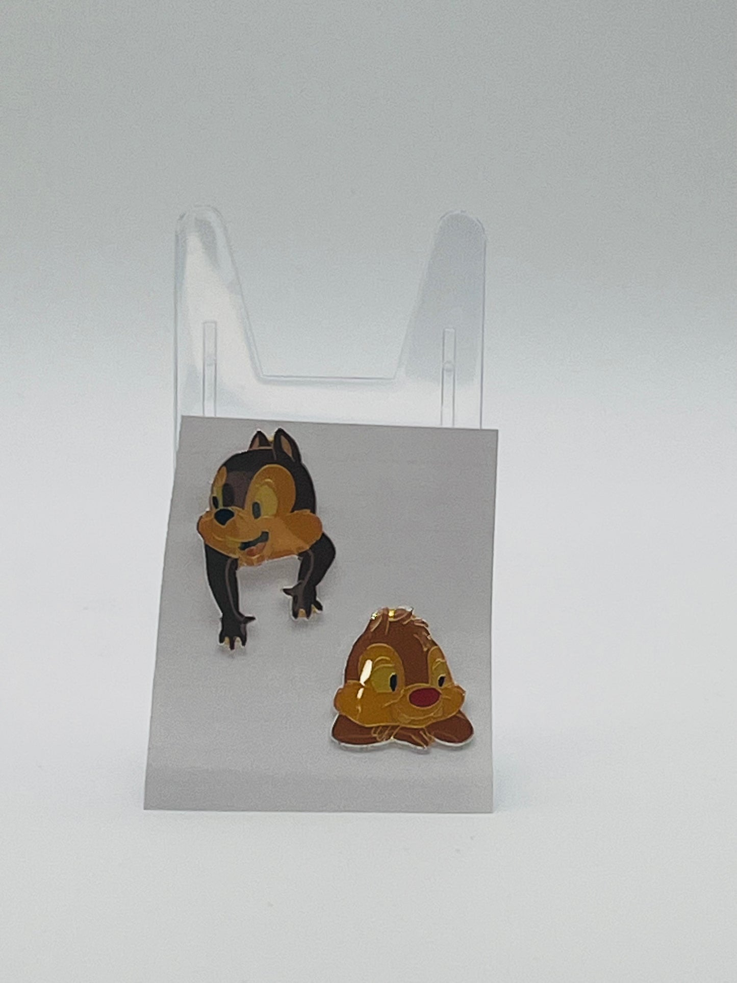 Japan Disney Store (JDS) "Hanging Out" / Cute Peeking 2-Pin Booster Set featuring Chip 'n' Dale.