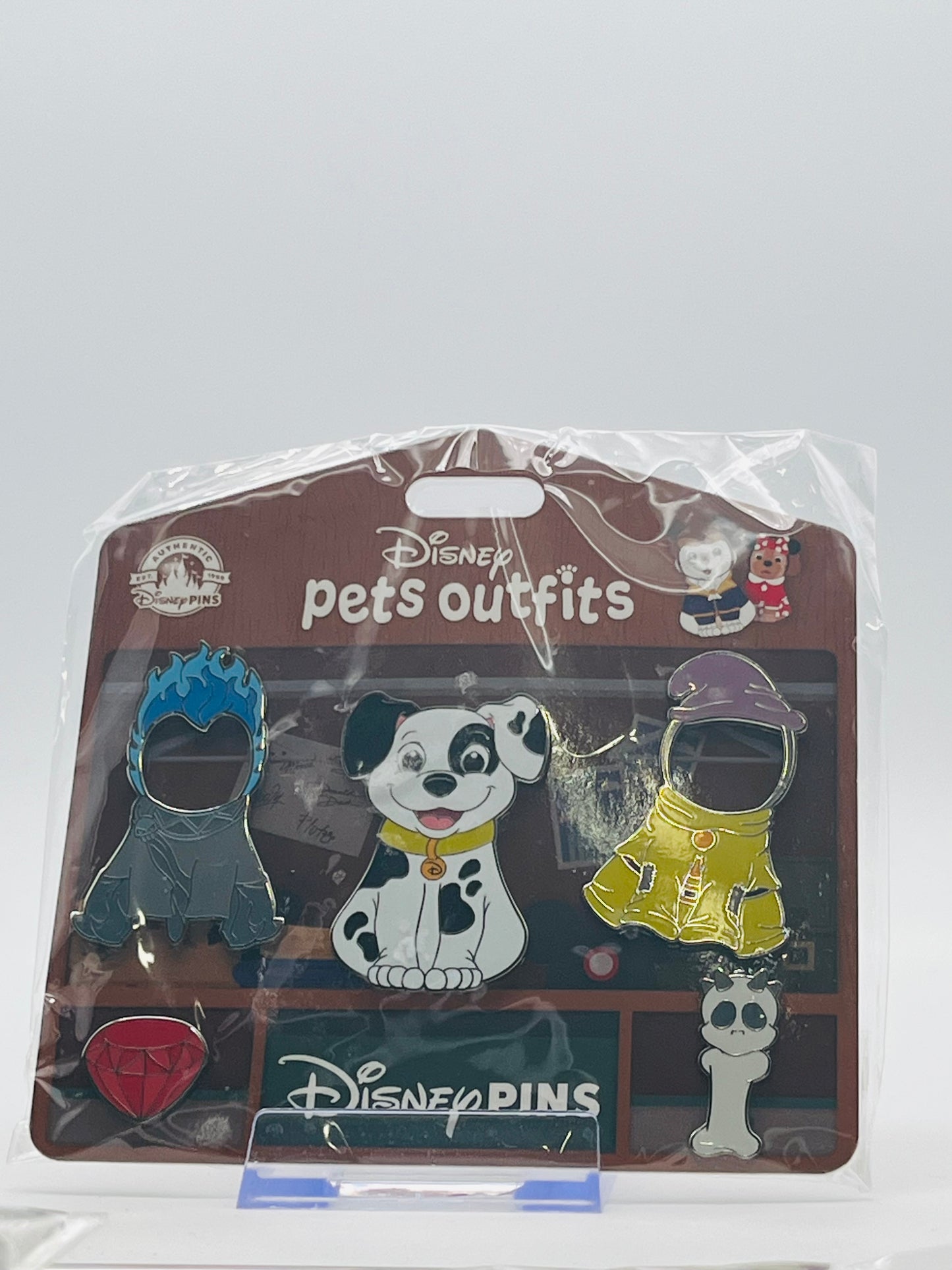 Disney Parks "Pets Outfits" 101 Dalmatians (Patch) Pin & Costume Set.